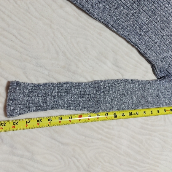 Madewell Ribbed Bubble-Sleeve Dress - Picture 10 of 16